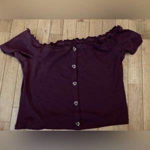 Cold shoulder crop top